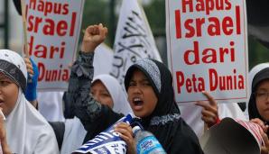 Israel-Indonesia-demo_menentang_serangan_israel_ke_palestina-vivanews-jpeg.image