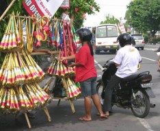 tahun baru masehi-terompet_tahun_baru-jpeg.image