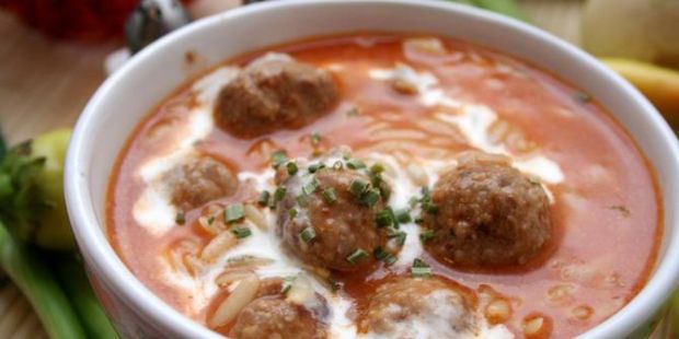 Jakbar-temuan daging bakso babi-2-ilustrasi