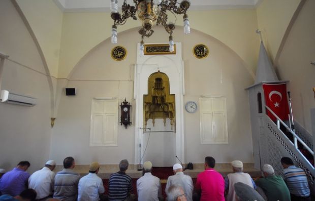 Siprus-Masjid tahtakale-mosque-in-nicosia-cyprus-jpeg.image