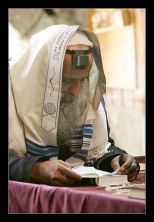 Iran-Zionis-rabi yahudi mengenakan thayalisah-5-jpeg.image